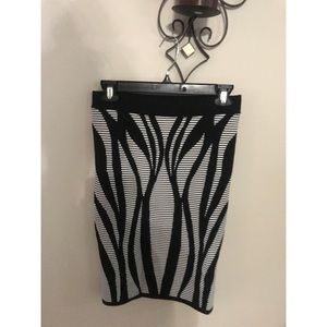Bebe pencil skirt